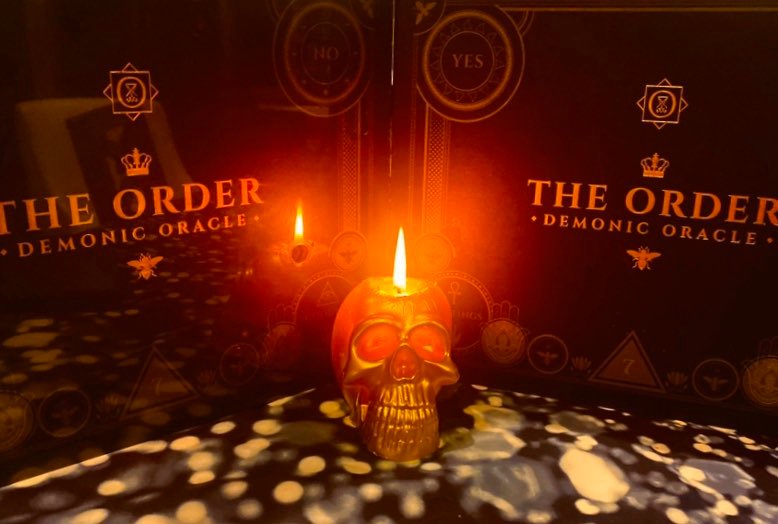 Restitution Hex Skull Candle: